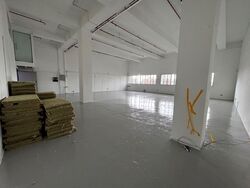 Thomson Rise Estate (D20), Warehouse #517286111